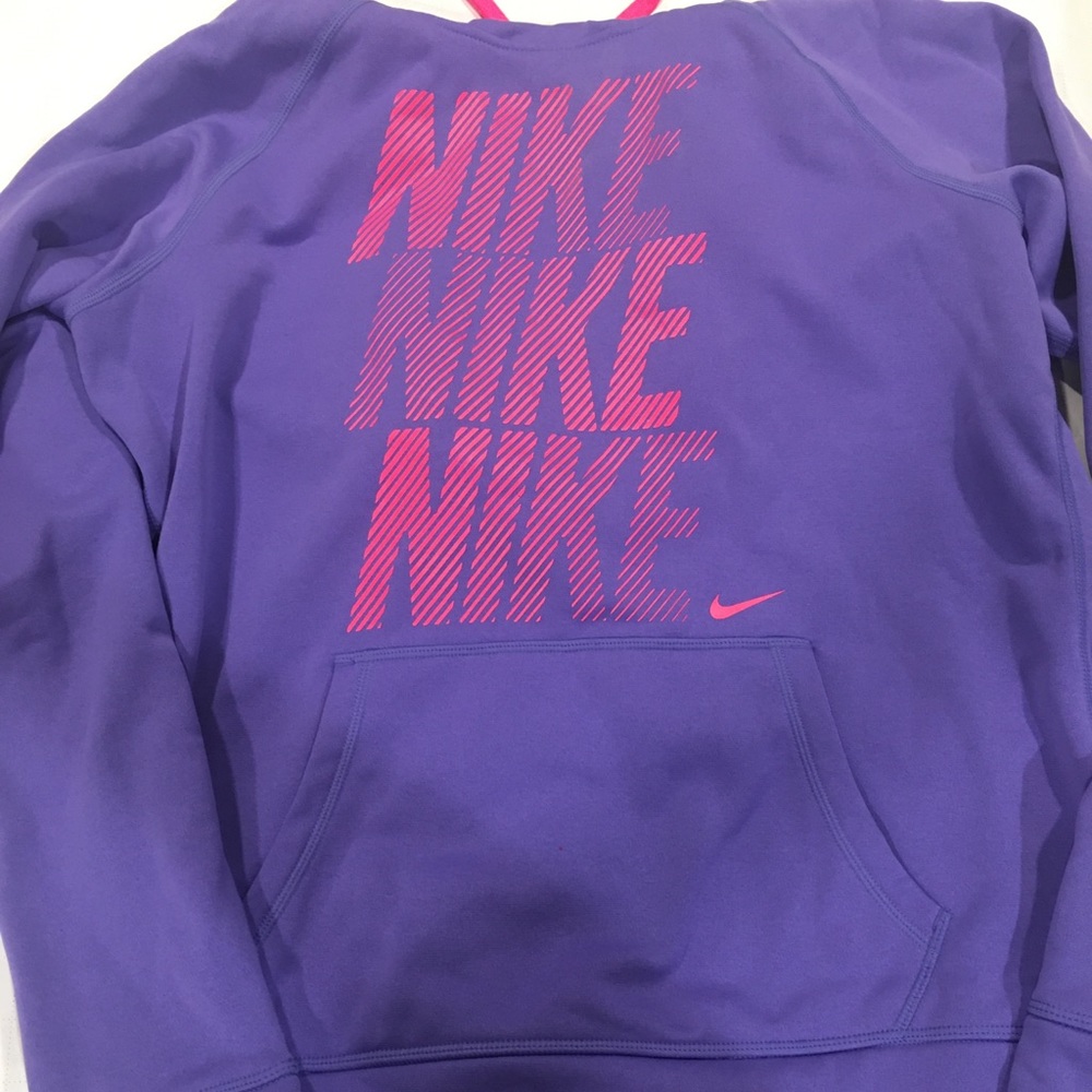 Nike sweatshirt with hood